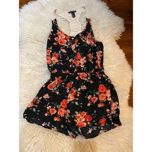 Forever 21 - Rose Sleeveless Romper